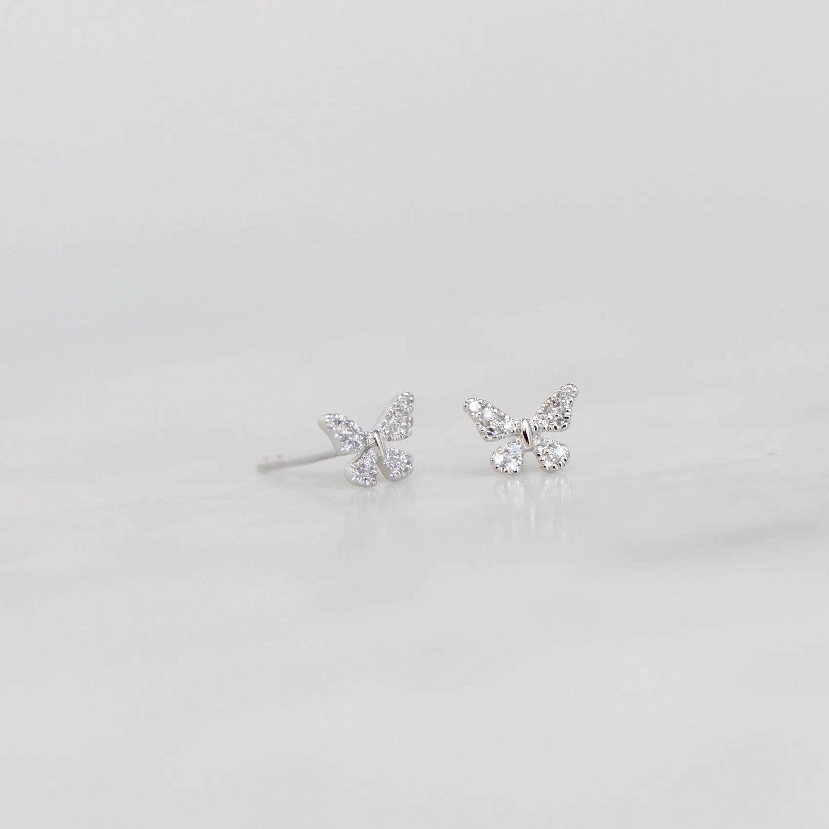 14k White Gold Pavé Diamond Butterfly Post Earring