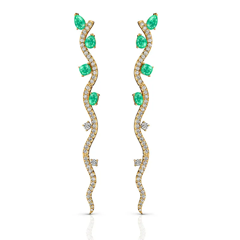 18k Mirage Yellow Gold Earring With 1.16 Cts Vs-Gh Diamonds  And Emerald