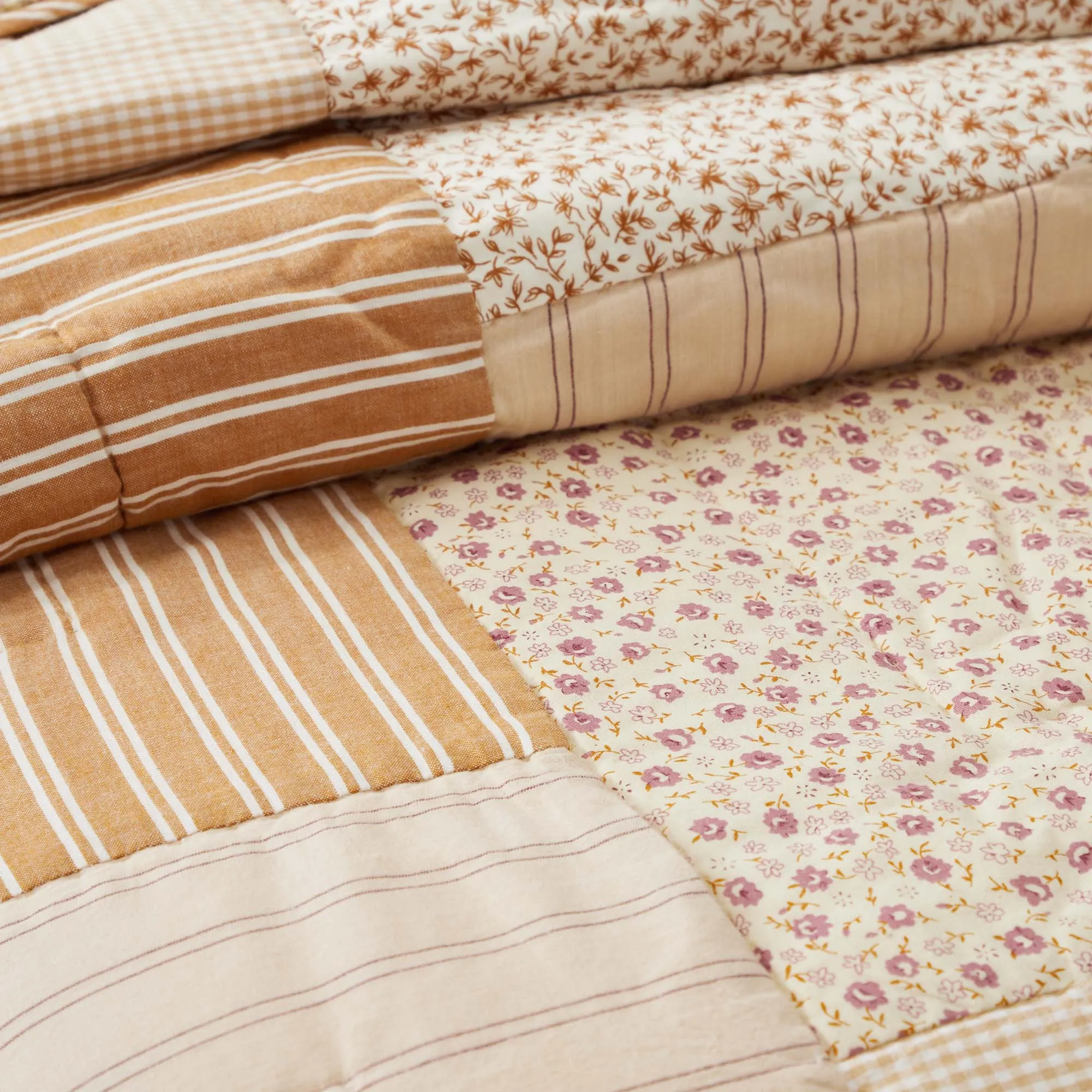 Camilia Quilt