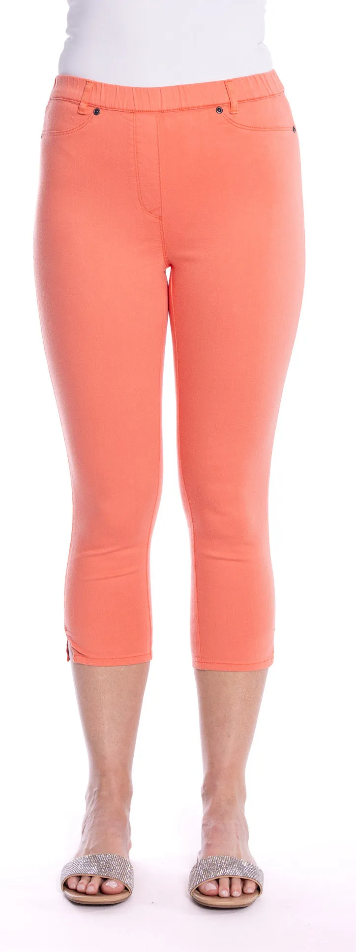 Capri Jeggings by Café Latte - Coral