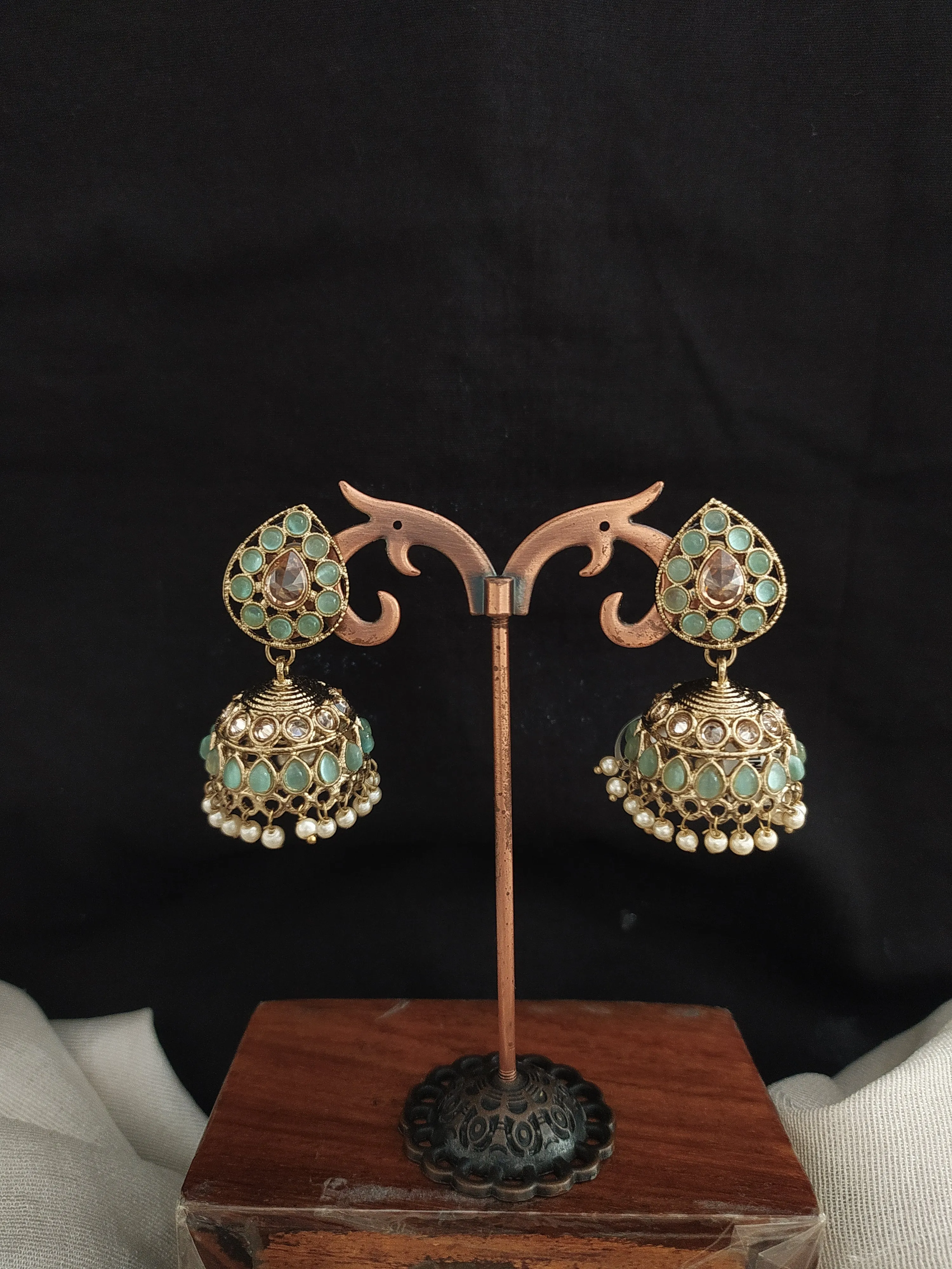 Embrace Timeless Beauty Of Uncut Polki Stones Mehandi Jhumki