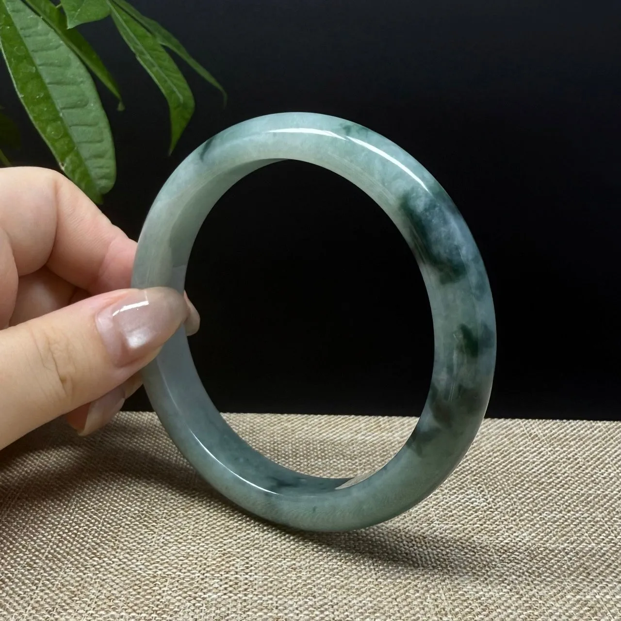 Genuine Burmese Oil Green Jade Jadeite Bangle Bracelet ( 63.3mm )