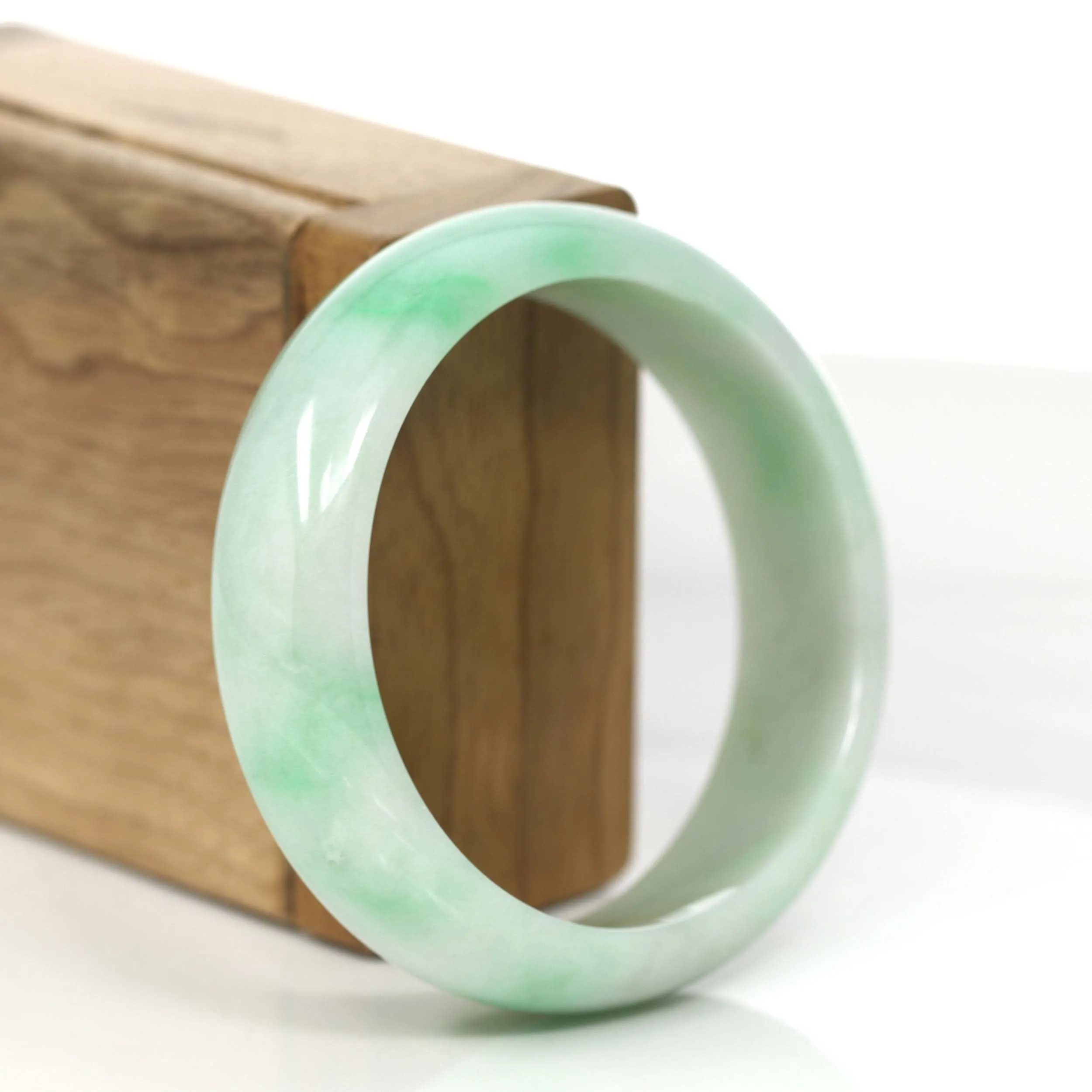 High-quality Apple Green Natural Burmese Jadeite Jade Bangle (57.02mm ) #889