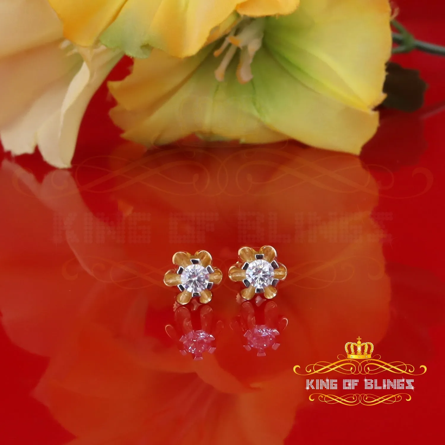 King  of Bling's Women's 925 yellow silver ButterCup stud earrings with 0.50ct VVS 'D' Moissanite