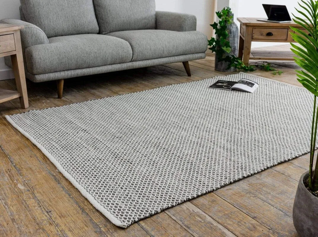 Luca Rhombus Pattern Rug