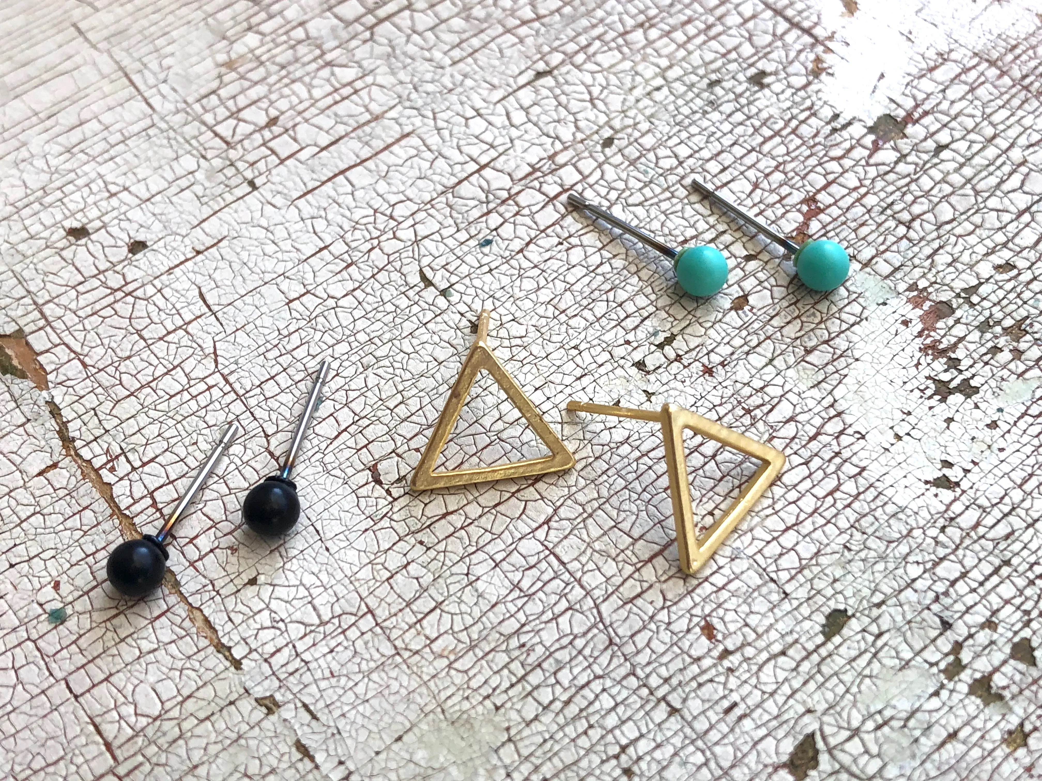 Mint Jet Black & Frosted Gold Triangle Tiny Geo Stud Earrings