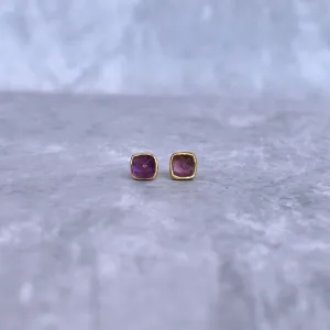 Pyramid - Amethyst Stud